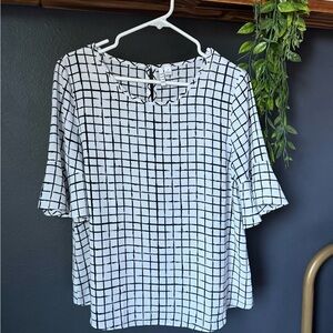 Women's Black and White Grid Pattern Top